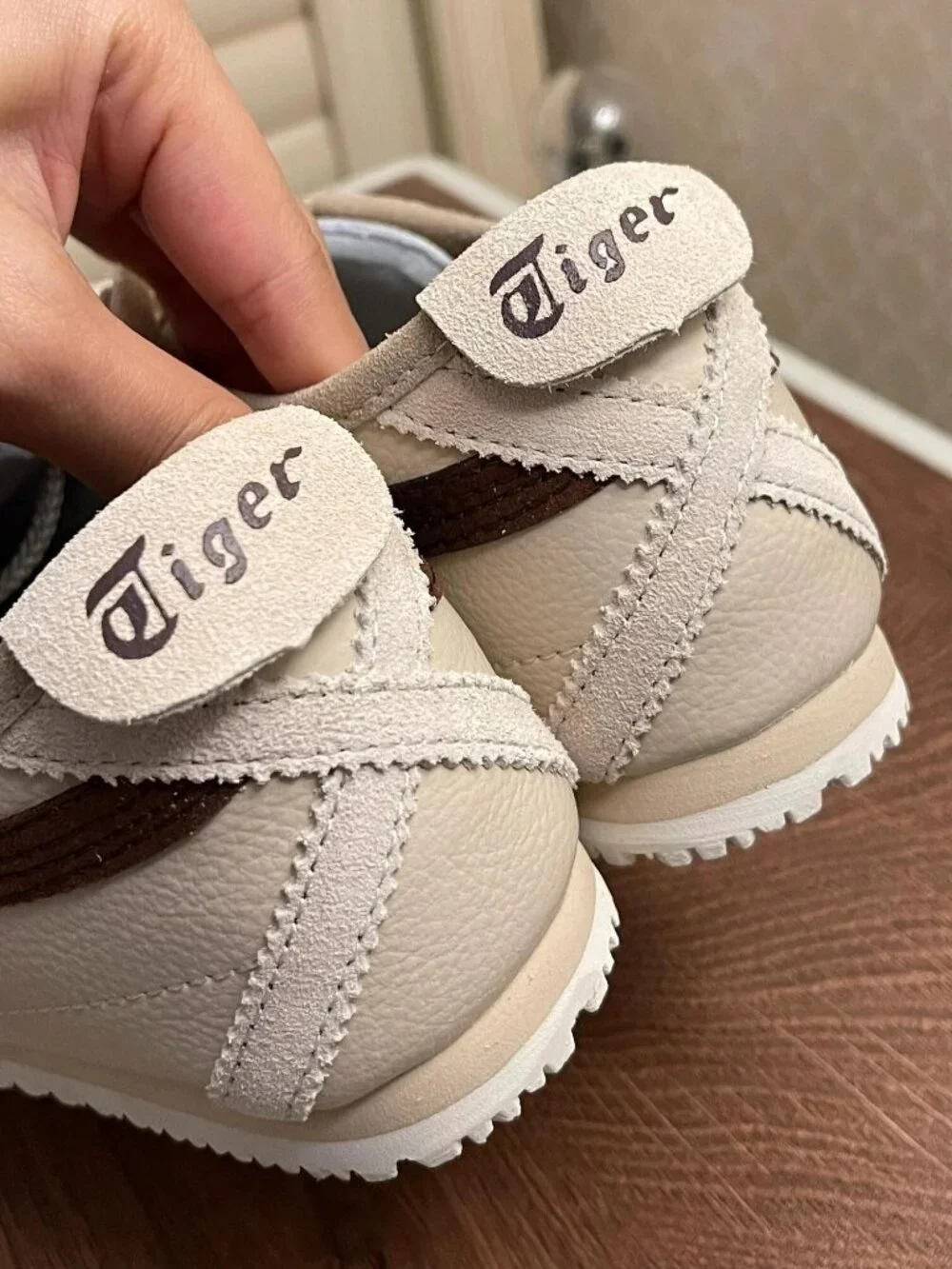 Onitsuka Tiger MEXICO 66 Casual Sneakers - Picture 5 of 7